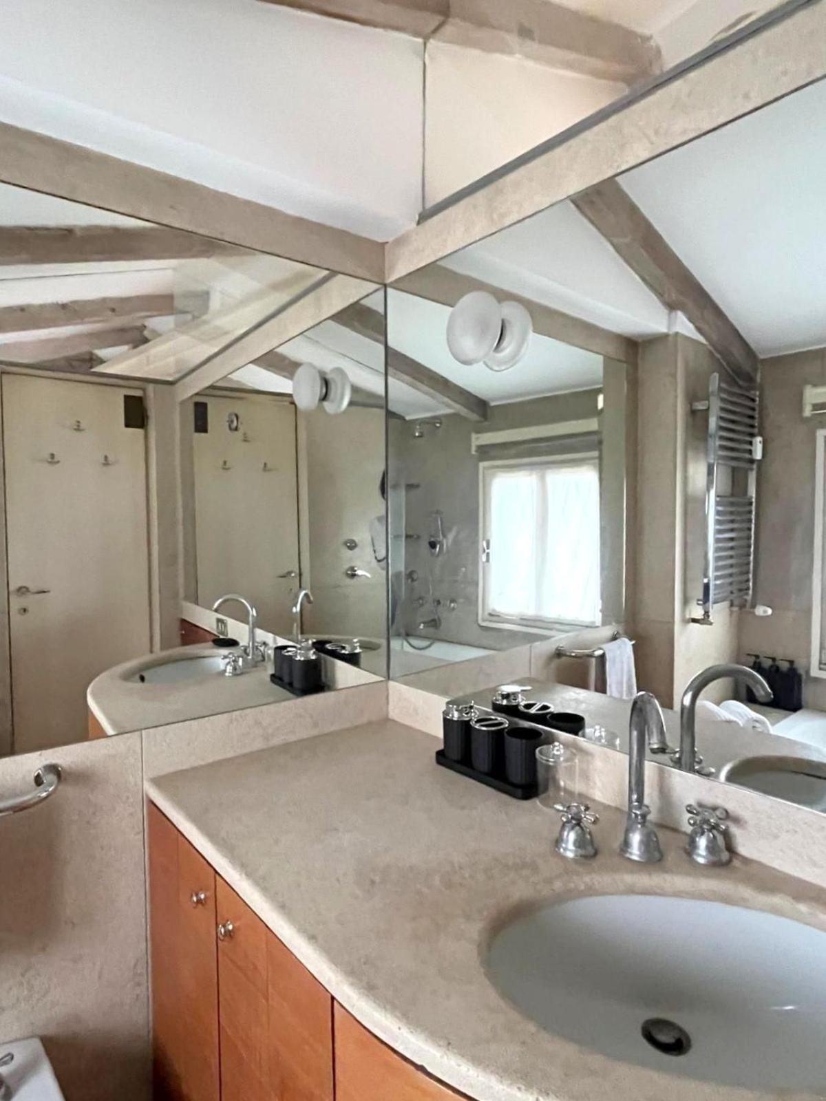 Accomodo Mil68 Loft Centro Storico Milan Luaran gambar